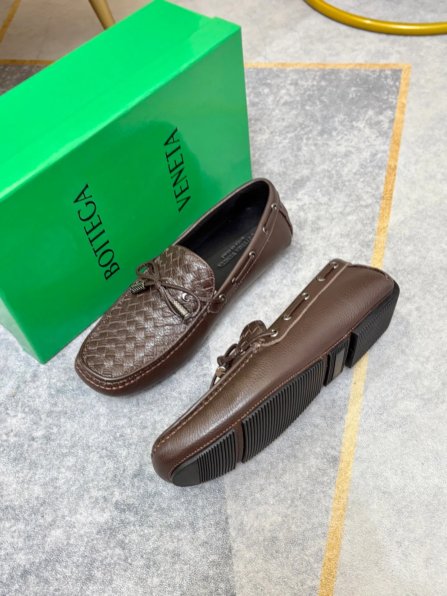 P420💰 (Niu Li + Niu Pad) [BV] The latest hot style‼ ️Casual men's shoes, uppers imported first-layer cowhide ➕Full imported cowhide lining✔️Exquisite workmanship, excellent foot feel, special rubber soles✔️, cool and fashionable, the latest fashion, fashionable outsole, hurry up.  Code number: 38-44 (can be customized to 37.45, non-refundable)